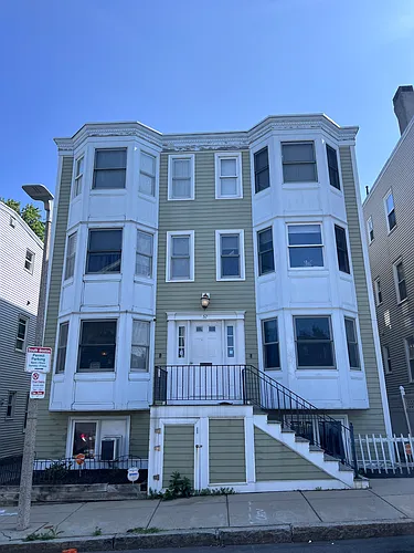 32 Woodward St #2 Photo 1