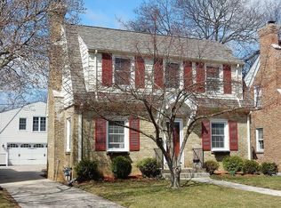 4743 N Woodruff Ave, Whitefish Bay, WI