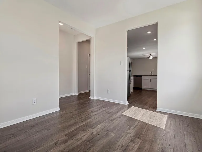 15450 Maple Terrace Dr — Photo 5