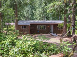 70022 E Skookum Ln, Rhododendron, OR 97049