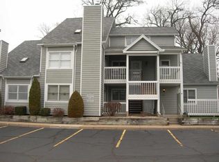 1504 N Oak Hill Dr UNIT K-4, South Bend, IN