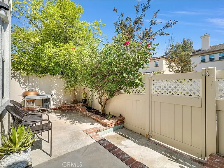 1258 Begovich St — Photo 46