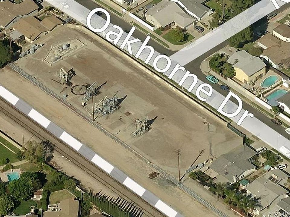 1st image of 1400 Oakhorne Dr