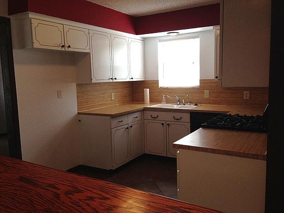 2nd image of 2118 Avenue S