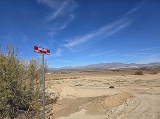 Split 2 Bomza Way, Central, AZ 85531