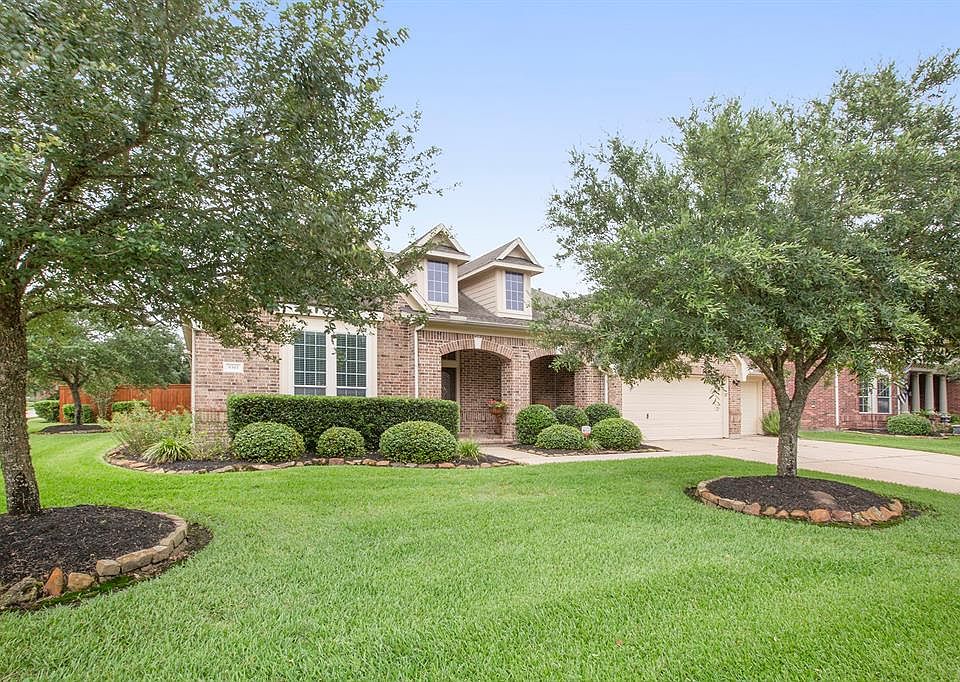 Welcome to 9303 Brady Branch Lane.