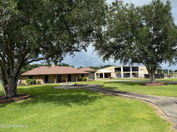 1024 Decoux Rd, Saint Martinville, LA 70582