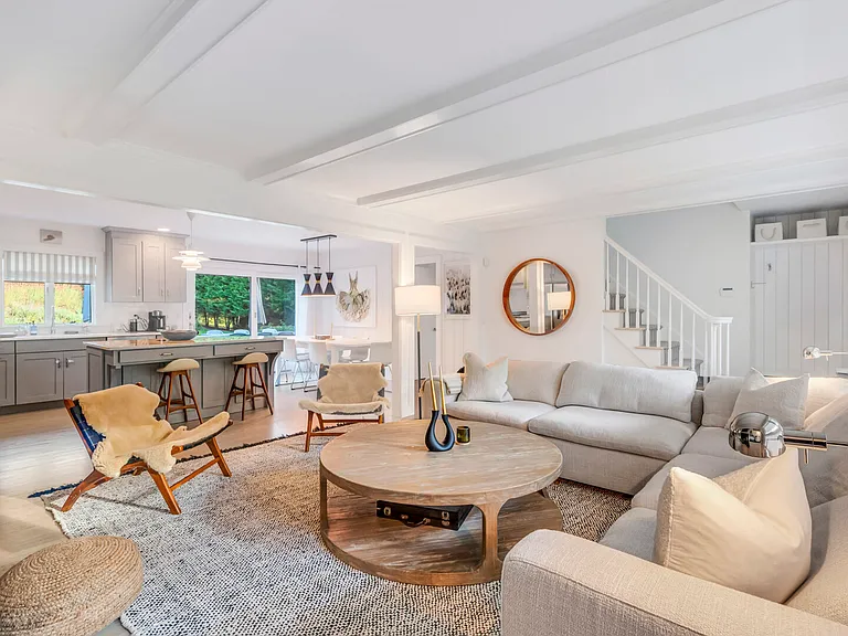 334 Ferry Rd — Photo 9