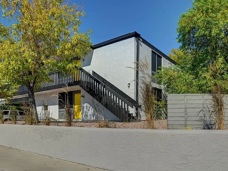 8801 N 1st St #4 — Photo 30