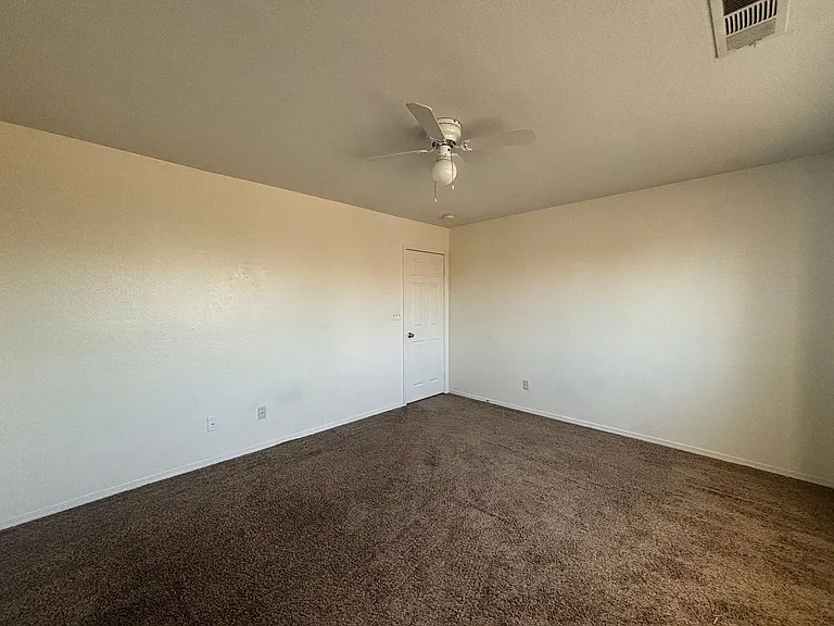 44321 Sunmist Ct — Photo 24
