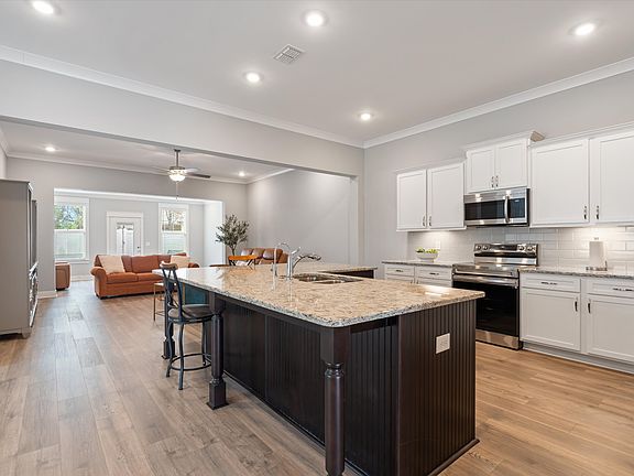 5th image of 1103 Flagfin Ln
