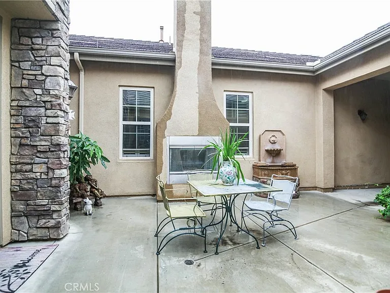 8245 Soft Winds Dr — Photo 5