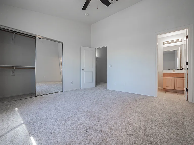 7801 N 44th Dr #1075 — Photo 14