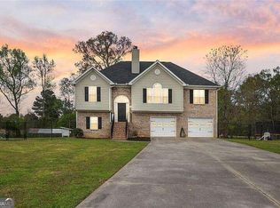 131 Pin Oak Ln SE, Calhoun, GA 30701