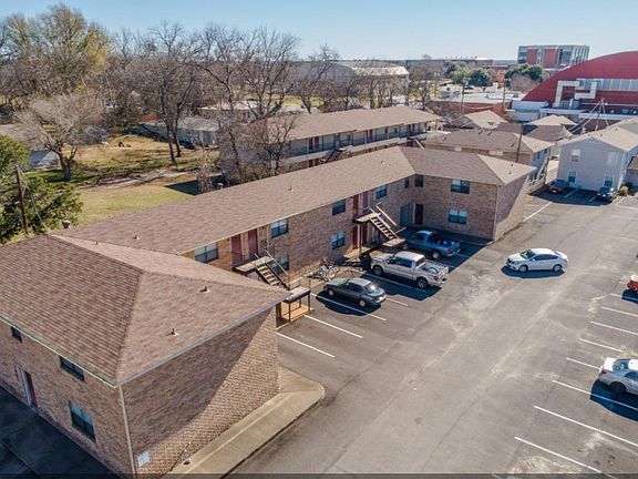 2nd image of 1901 Live Oak St APT 5