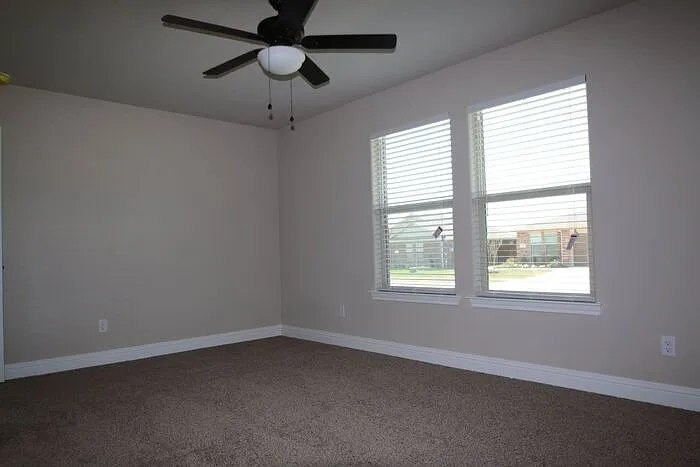 1325 White Sand Dr — Photo 11