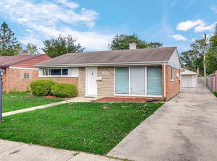 17213 Chicago Ave, Lansing, IL 60438