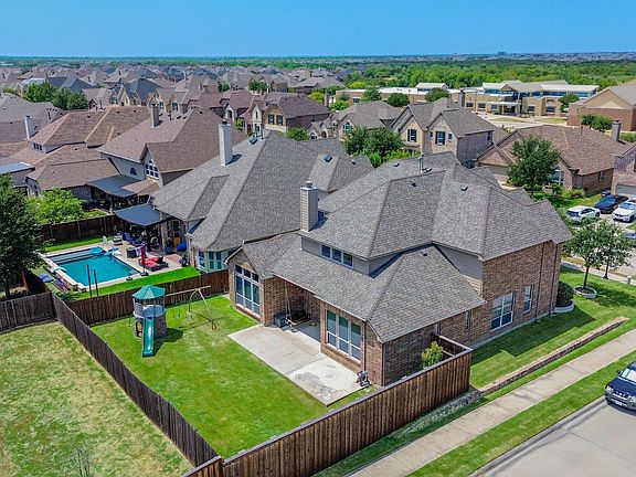 5th image of 2504 Hammock Lake Dr
