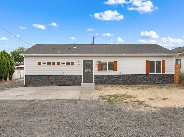 111 S H St, Toppenish, WA 98948