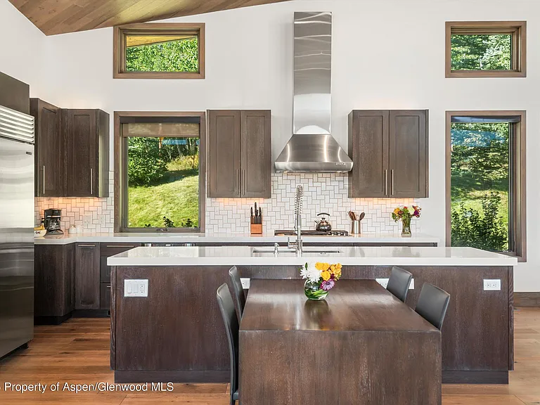 272 Oak Ridge Rd — Photo 12