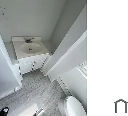 409 E Chestnut St — Photo 4