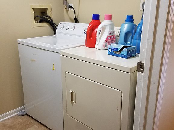 3rd image of 1491 E Evergreen Dr APT 104