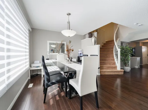 8333 Ellis Cres NW, Edmonton, AB T6M 0P7