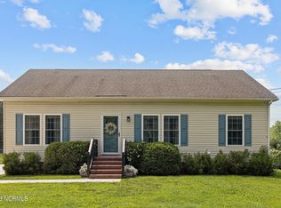 144 Lovers Ln, Elizabeth City, NC 27909