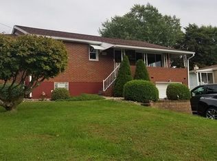 303 Iowa St, Greensburg, PA 15601