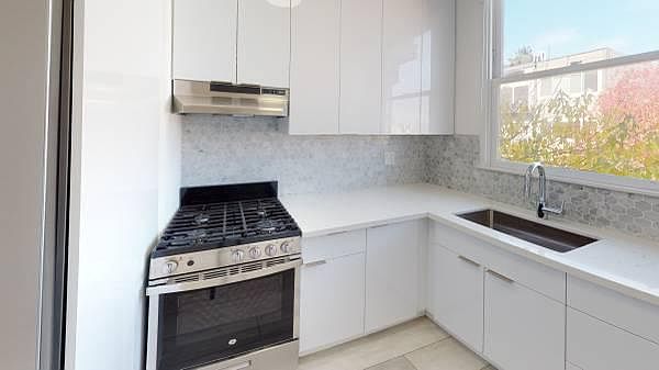 1st image of 700 Church St APT 308