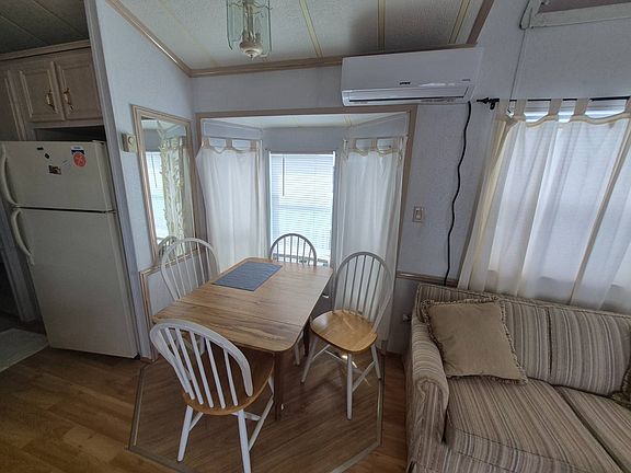 5th image of 8500 Ulmerton Rd #128