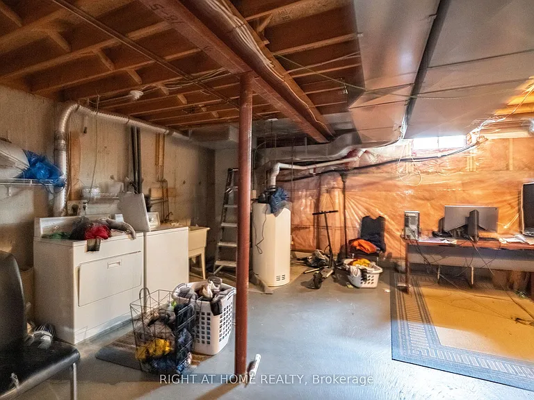 3974 Discovery Ct — Photo 43