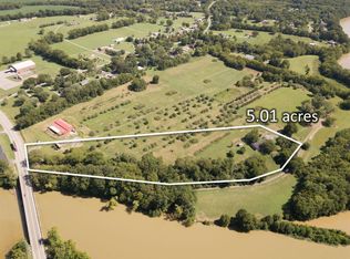 2402 Hartsville Pike, Gallatin, TN 37066