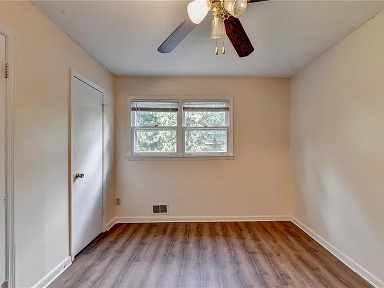 268 Allen Ct — Photo 37