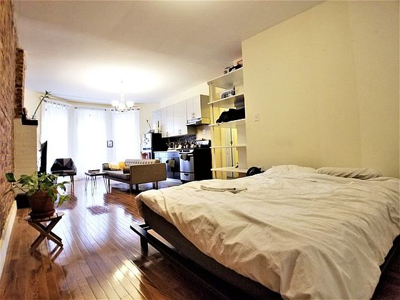 4th image of 1164 Pacific St APT D3