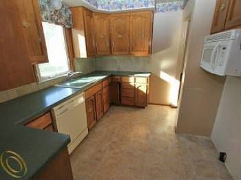 5th image of 714 Amelia Ave