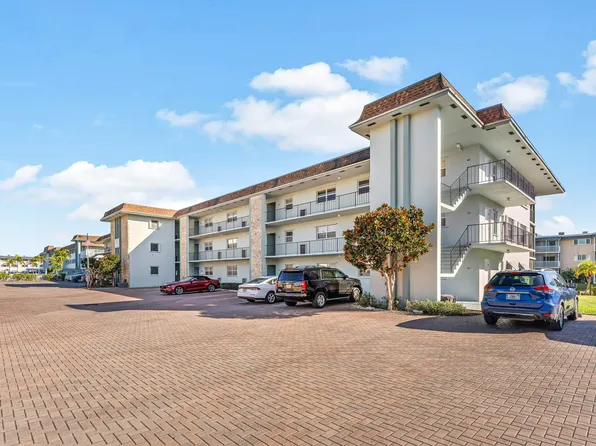 124 Shore Court #303, North Palm Beach, FL 33408