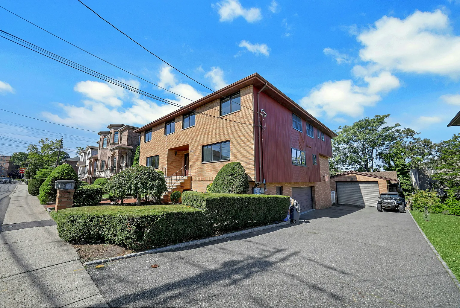 2413 Hammett Ave #A photo 1