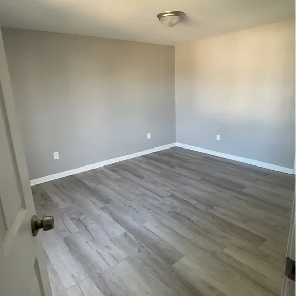 108 S 8th St #C — Photo 4
