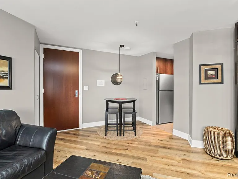1001 W Jefferson Ave #7G — Photo 20