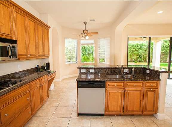 3rd image of 3592 Birague Dr