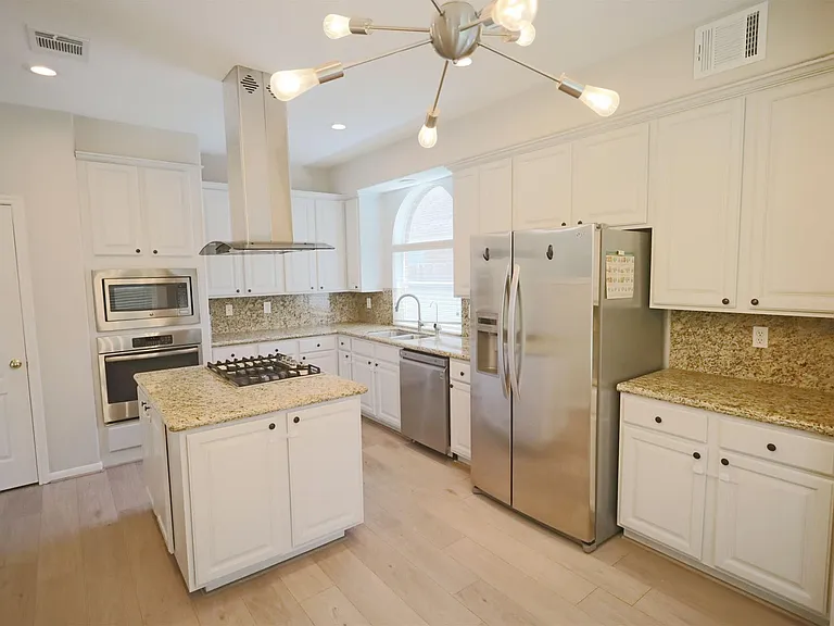 18123 Somerset Knolls Ct — Photo 9