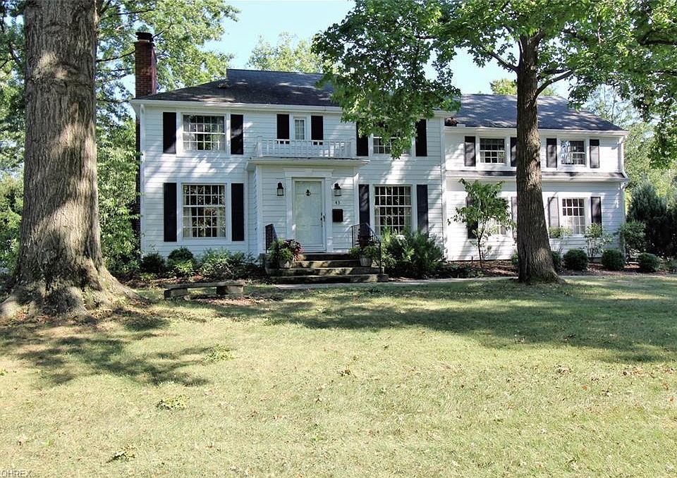 1st image of 43 Manor Dr