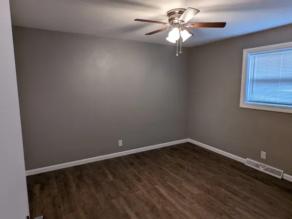 1708 Lindenwood Ave, Edwardsville, IL 62025