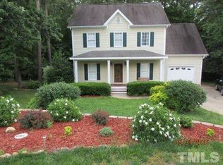 100 Yaupon Ct, Holly Springs, NC 27540