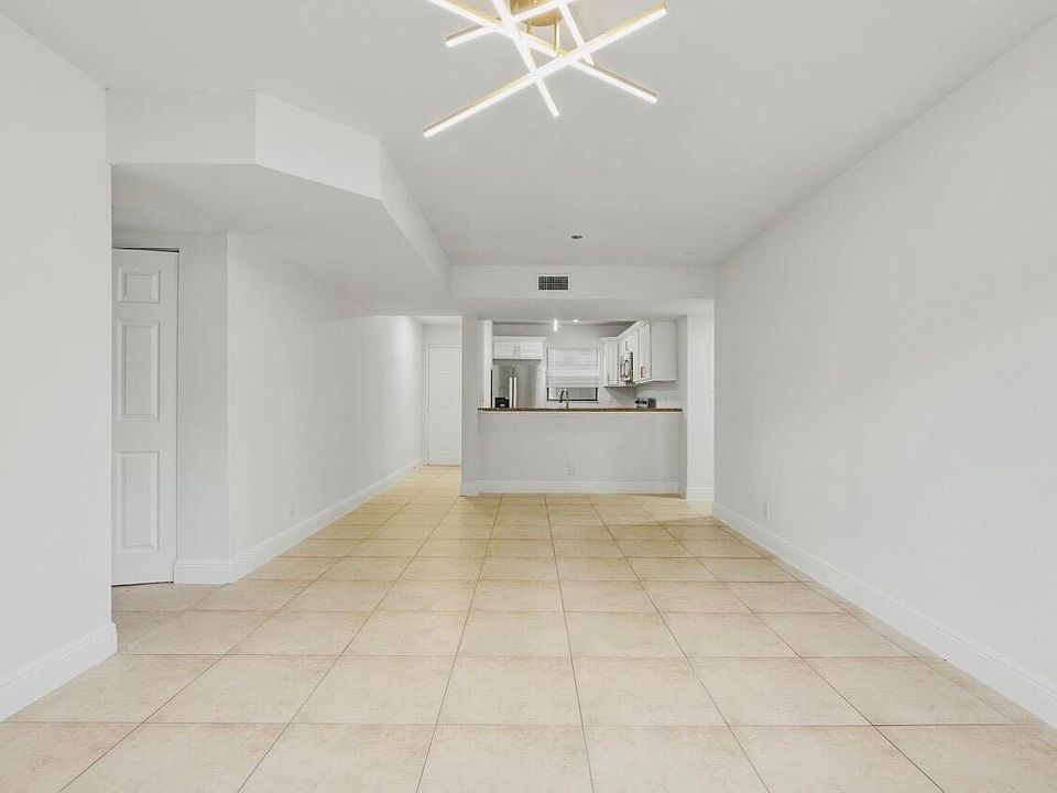 1st image of 1581 Windorah Way #B