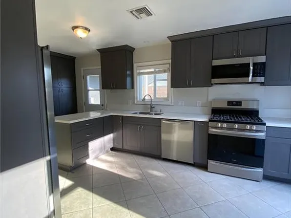 16131 Warren Ln, Huntington Beach, CA 92649