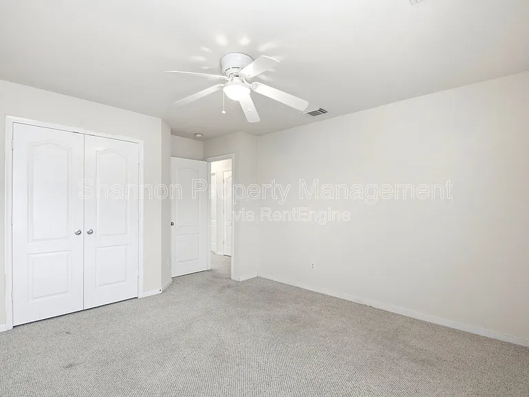 526 Remington Lodge Ct — Photo 38