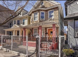 10455 39th Ave, Corona, NY 11368