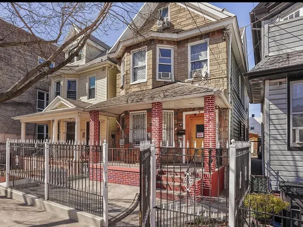 10455 39th Ave, Corona, NY 11368